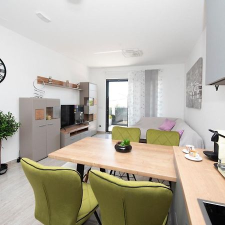 Apartman Gabriela Traù Esterno foto