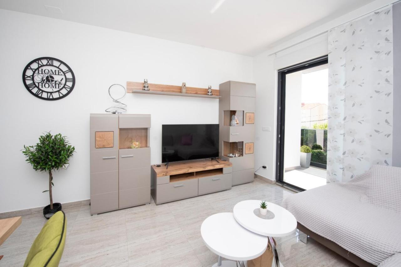 Apartman Gabriela Traù Esterno foto